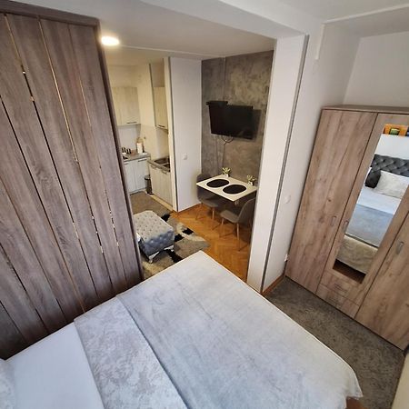 Appartamento Dado Apartman Kraljevo Esterno foto