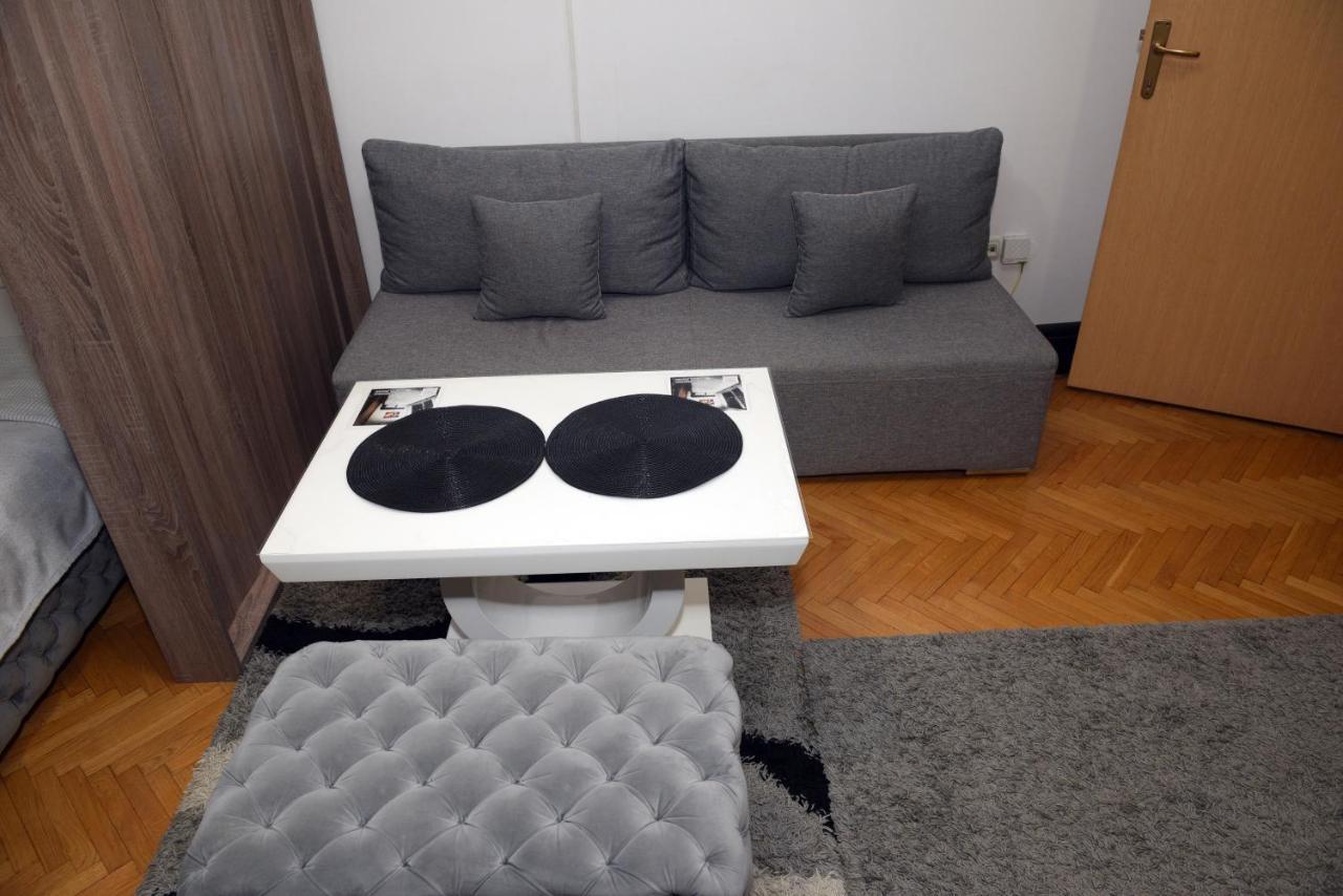 Appartamento Dado Apartman Kraljevo Esterno foto