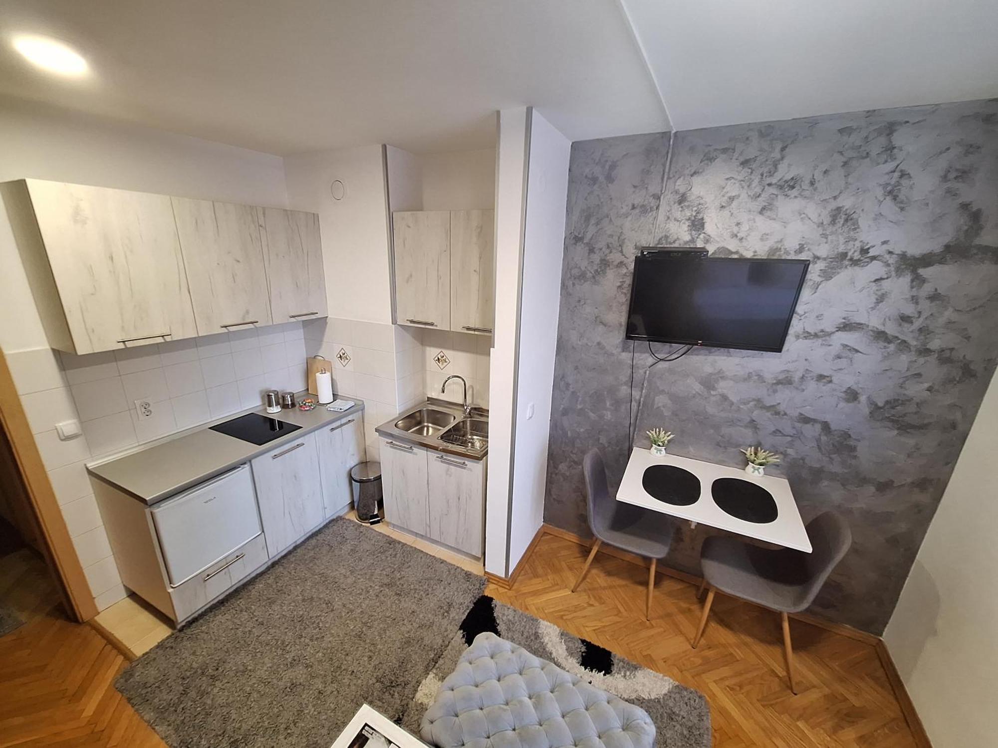 Appartamento Dado Apartman Kraljevo Esterno foto